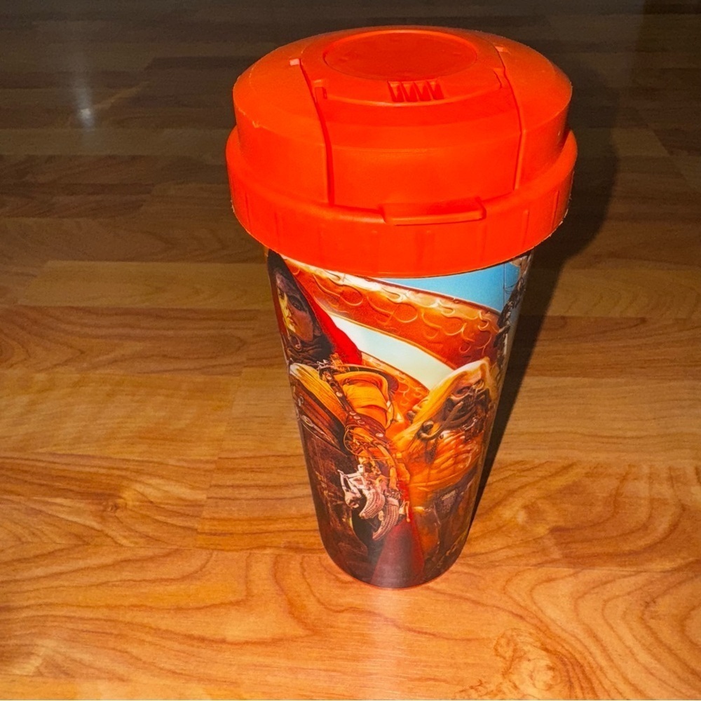 REGAL COLLECTORS CUP Mad Max SAGA Furiosa 2024 With Original Lid And Straw Nice - Picture 2 of 16